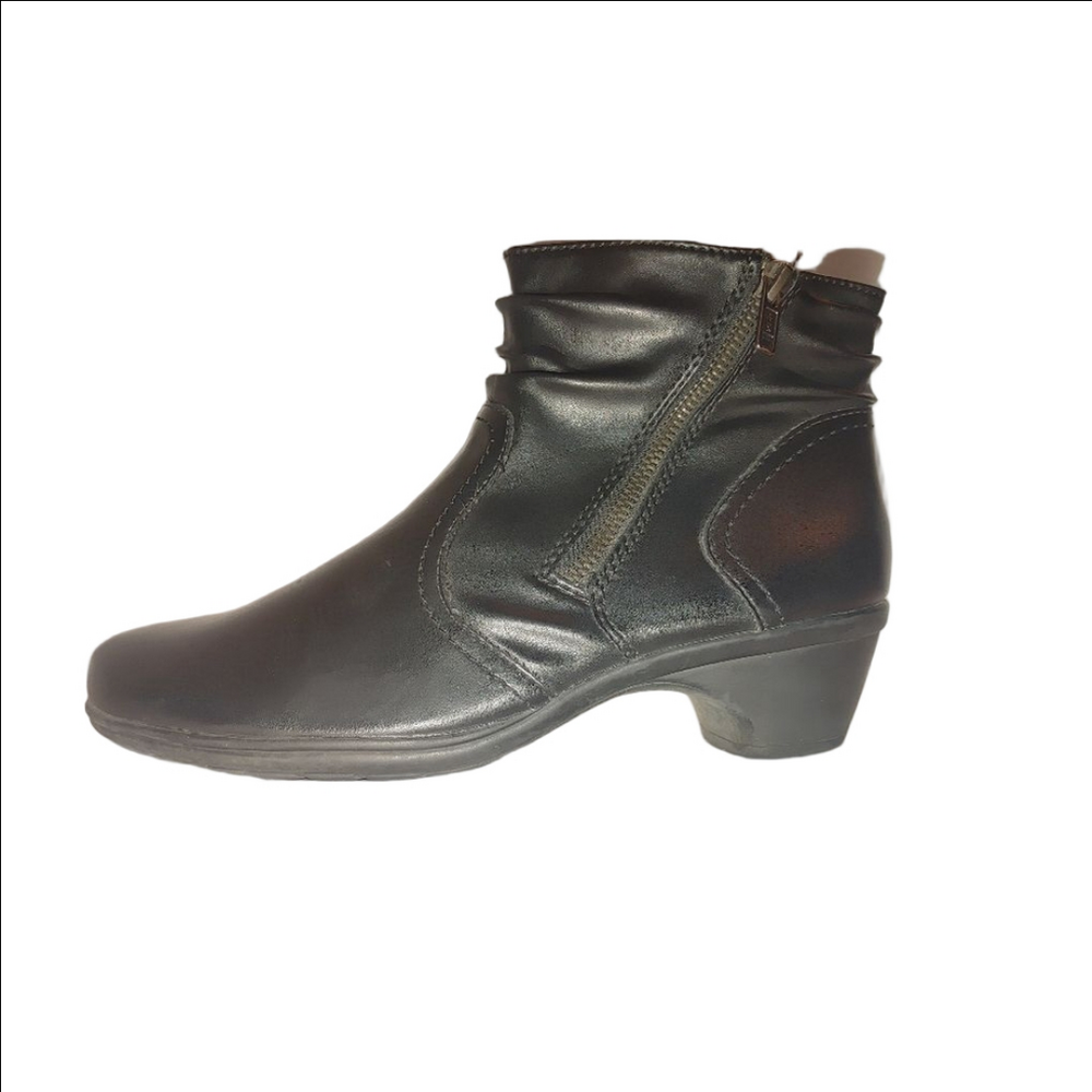 Earth Origins Rosemond Ankle Boots Size 10